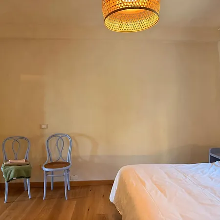 ホームステイ Kiki's Langhe House カスタニョーレ・デッレ・ランツェ